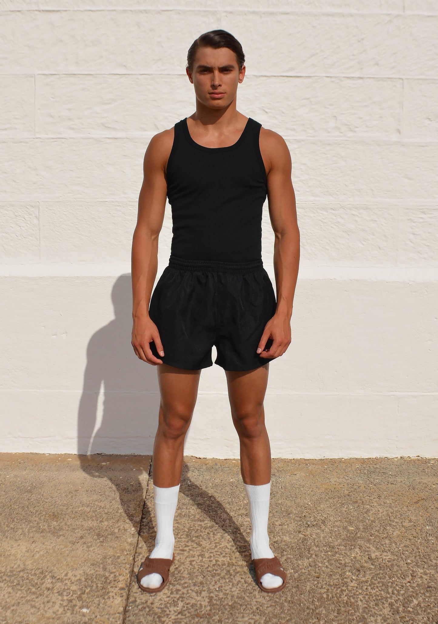 TANK 01 IN BLACK